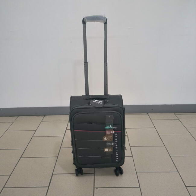 Чемодан Mironpan 20" (50129) черный Чемодан Mironpan 20" (50129) черный