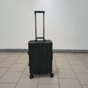 Чемодан Mironpan композит алюминиевый каркас 22"  (32416-1)